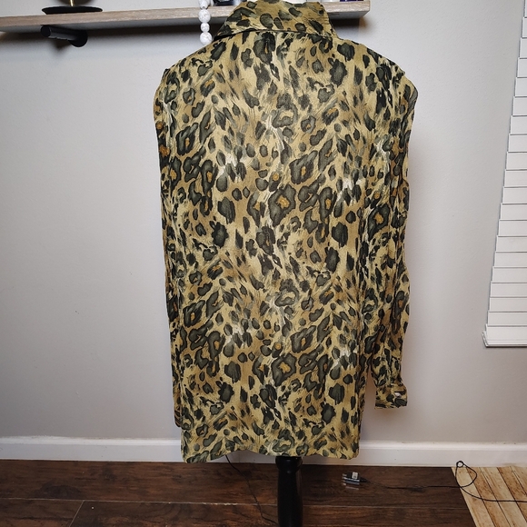 Linea by Louis Dell'Olio Tan and Brown Shear Blouse Large Leopard - Picture 2 of 3